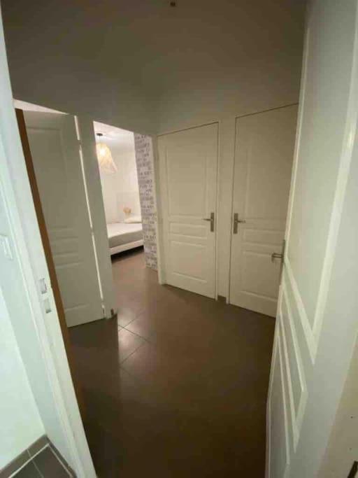 Tres Bel Appartement Contemporain Et Calme Fréjus Exterior foto