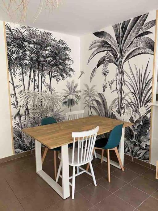 Tres Bel Appartement Contemporain Et Calme Fréjus Exterior foto